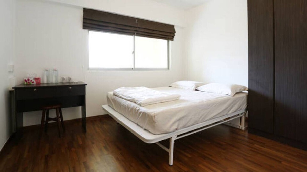 Woodlands Apartment | Ensuite. Best value Spore Cool Rm.13min walk to woodland MRT. Inc Laundry.