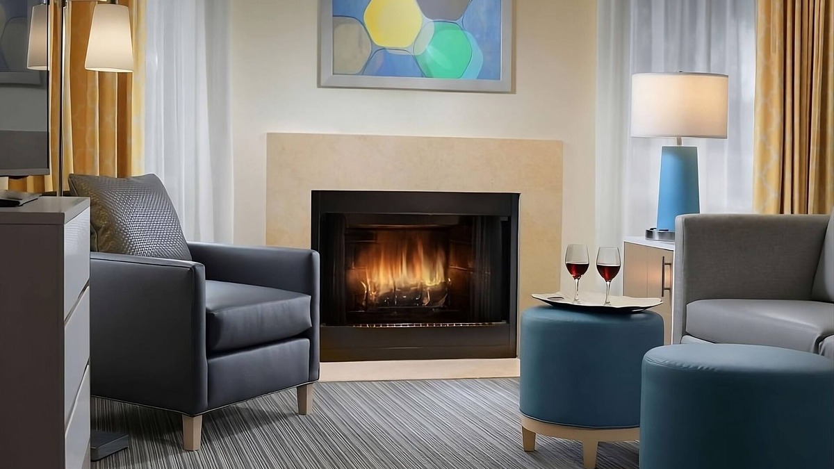 Newark Hotel | Ensuring a Very Comfortable & Memorable Stay! Pets are Allowed, w/Breakfast