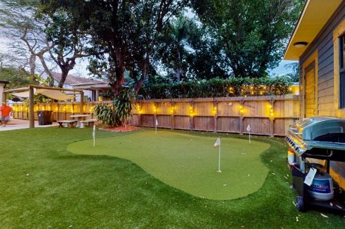 Poinciana Park House | Entertainer's Paradise