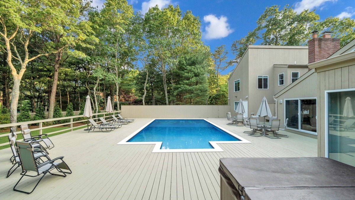 Quogue House | Entertainers Dream Home with a 5,000 sq ft. open concept, minutes from the...