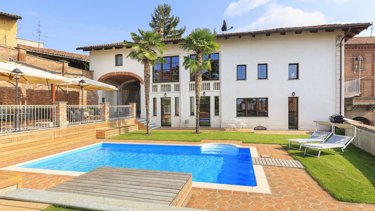 Gabiano Villa | Enticing villa with pool and lovely views over the vineyards! - Villa Teresa