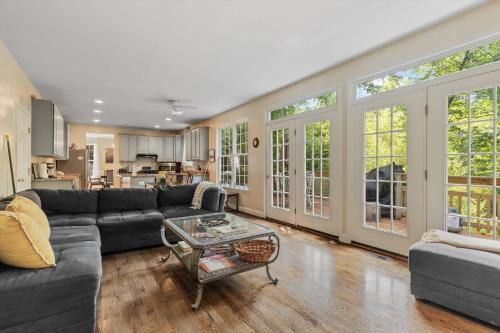 Takoma Park House | Entire 4-BR in Beloved DC Area Takoma Park