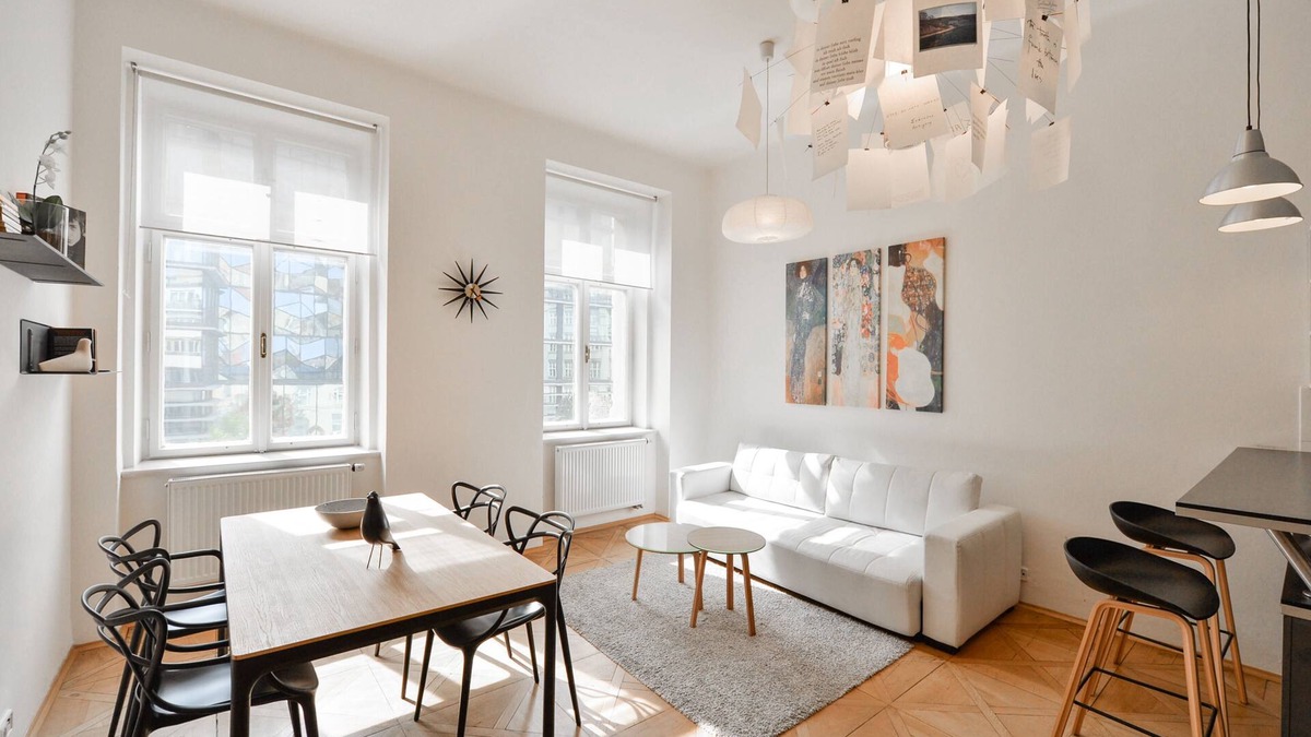 Stare Mesto Apartment | Entire apartment CHIC APARTMENT WALK TO OLD TOWN SQ