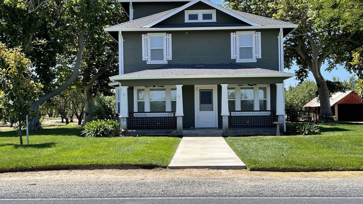 Manteca House | ENTIRE BEAUTIFUL REMODEL COUNTRY RANCH HOUSE