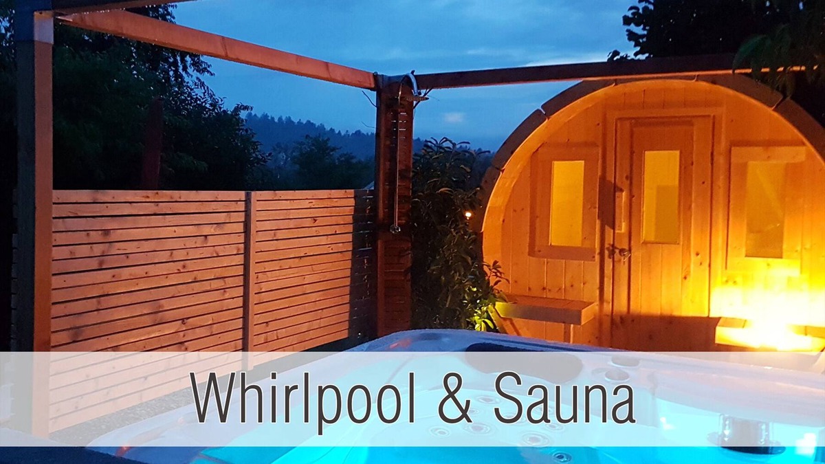 Waldkirchen House | Entire cabin close to the lake with private whirlpool, sauna and fireplace. Fenced. Hütte40