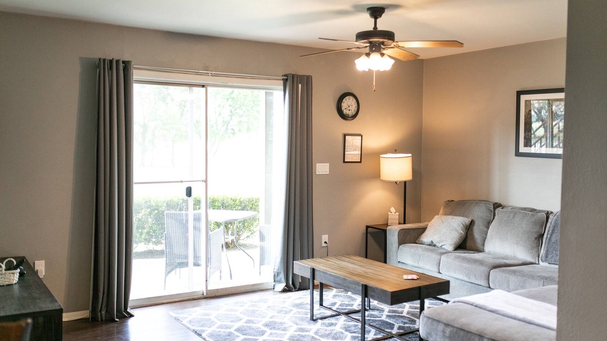 Waco Condo | Entire Condo in Gated Community - with Pool