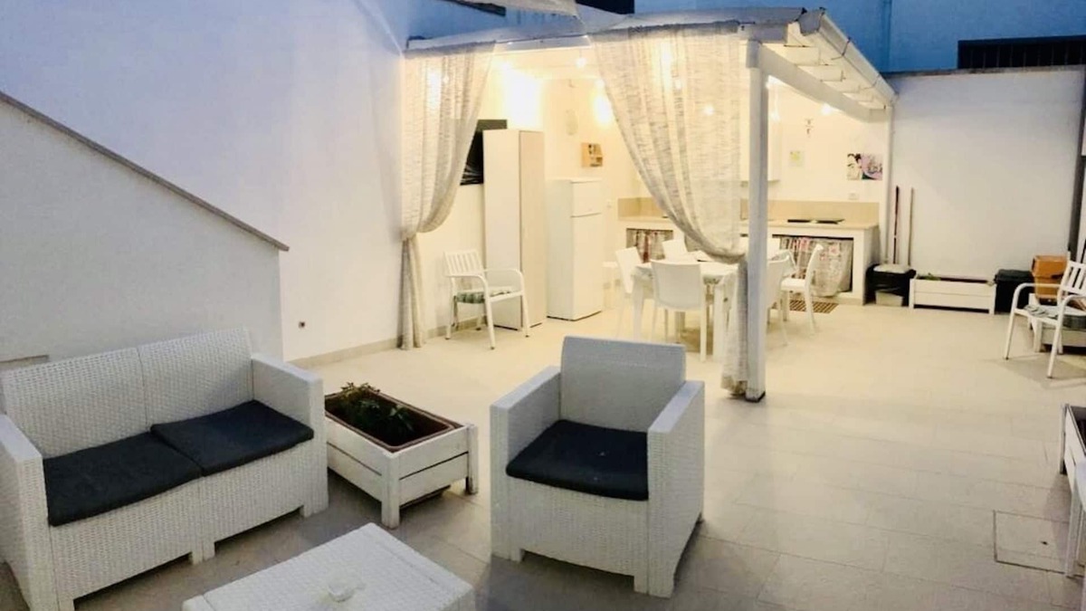 Poggiardo House | Entire cottage a few kilometers from the sea