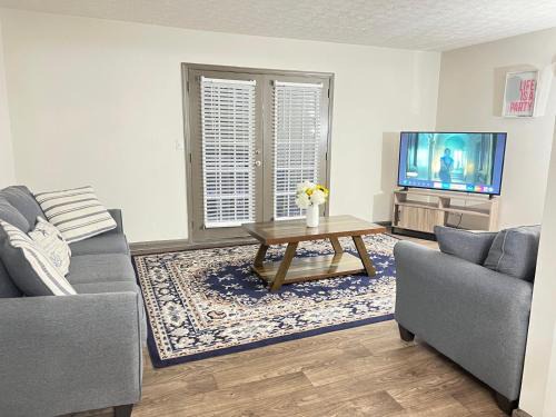 Sandy Springs Apartment | Entire cozy 2-bedroom Guest house in Atlanta