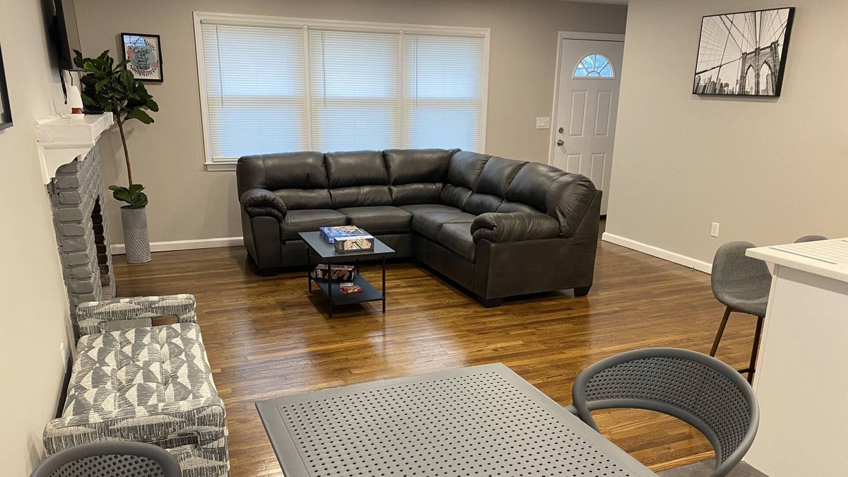 Beachwood House | ENTIRE COZY Beachwood Vacation Home . Jersey Shore TREAT