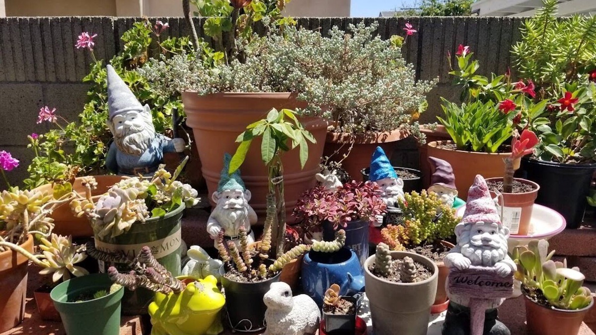 Midway City House | Entire Cozy Home with Enclosed Patio Near Disneyland