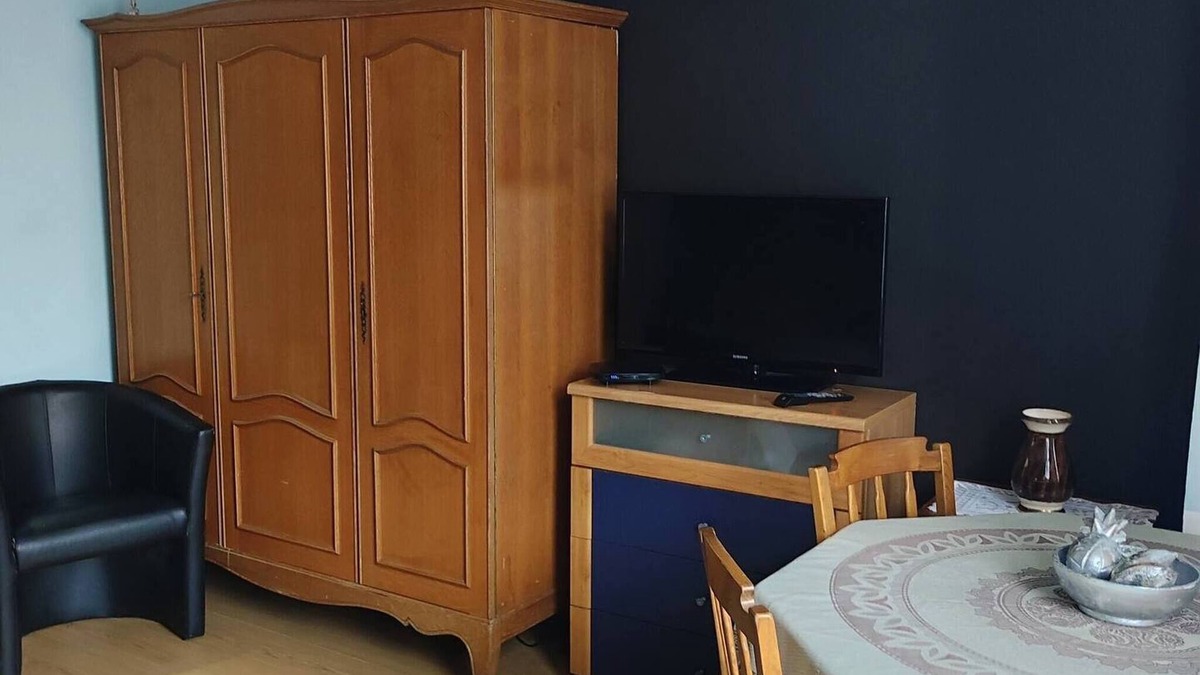 Koekelberg Apartment | Entire cozy three bedroom apartment in Bruxelles
