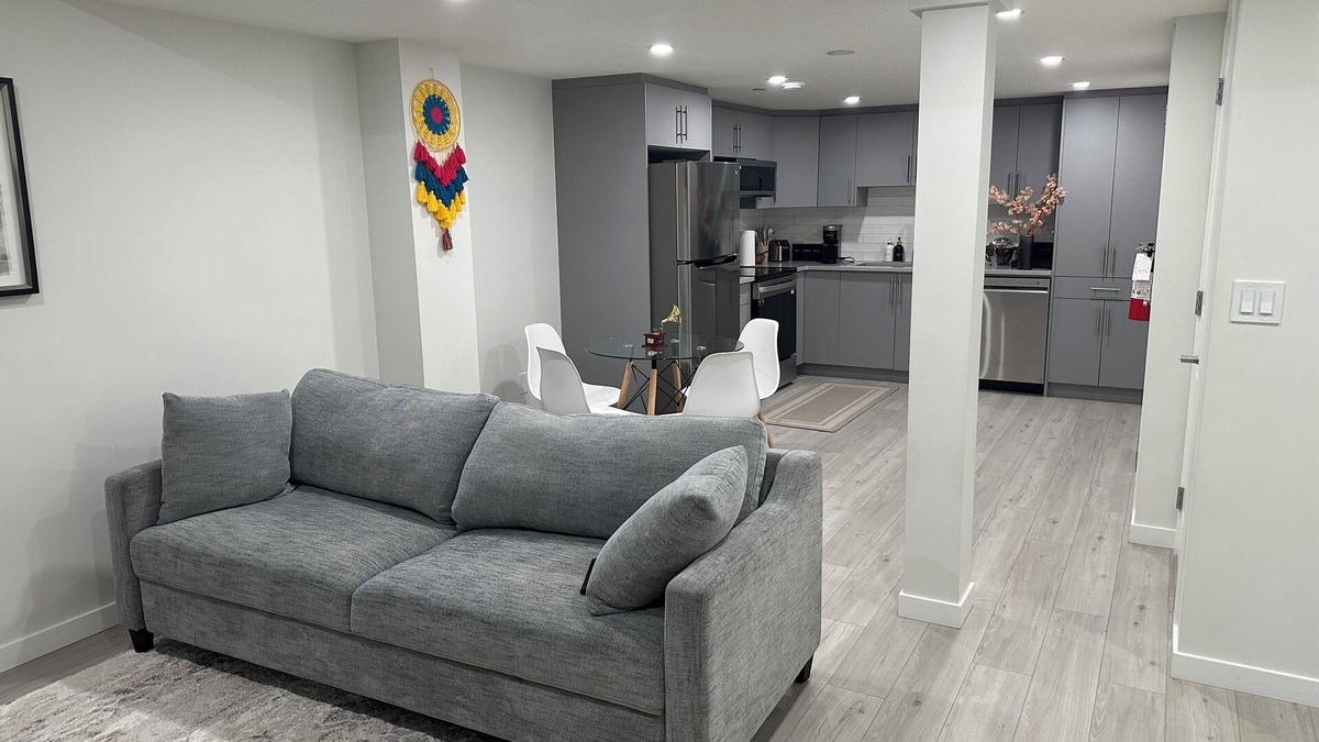 Calgary House | Entire guest suite in Calgary