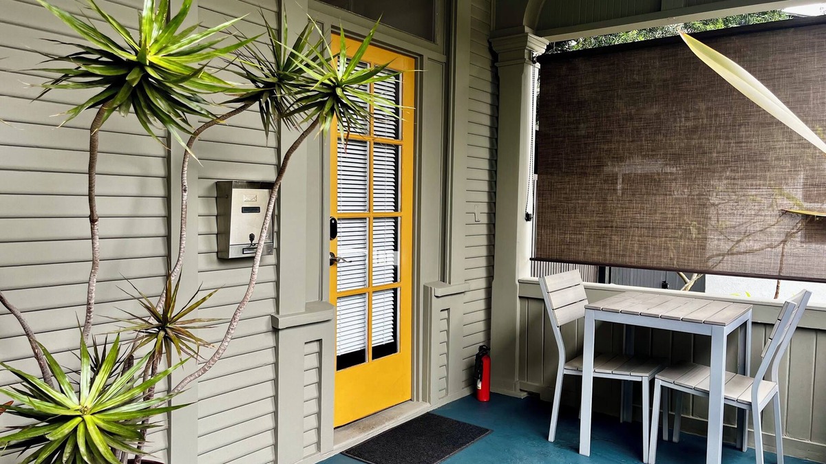 Ocean Park House | ENTIRE GUEST SUITE- prvt entrance, Super Clean and Great location.Walk to beach!