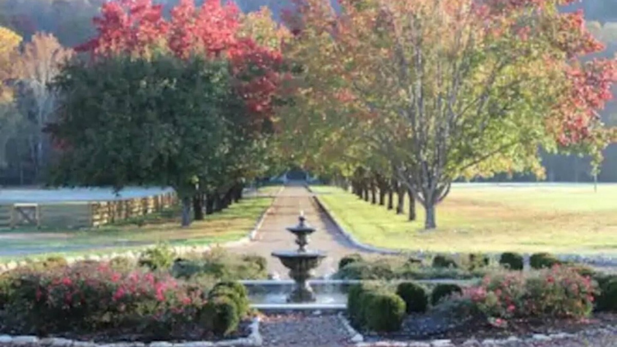 Goodlettsville House | Entire Guesthouse on Nashville Horse Farm Close to Downtown