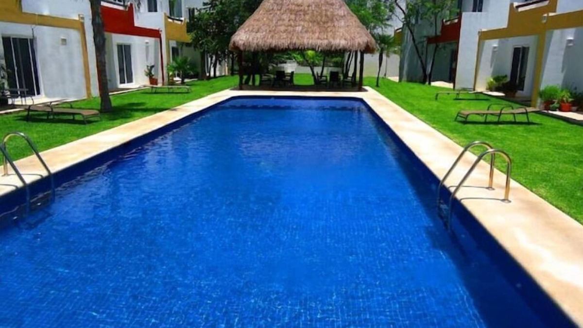 Villa Juarez House | Entire Home. 4 Bedroom Villa/close to beach/pool/200 mbps