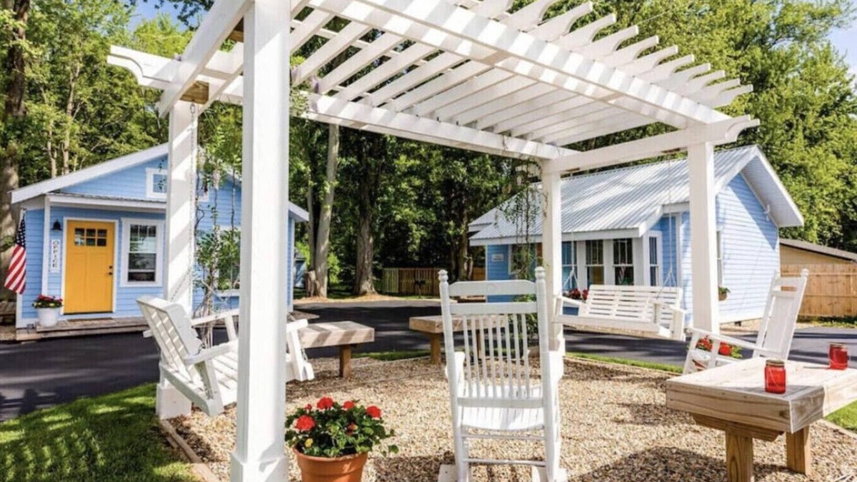 Paw Paw Lake House | Entire home in Coloma, Michigan, United States