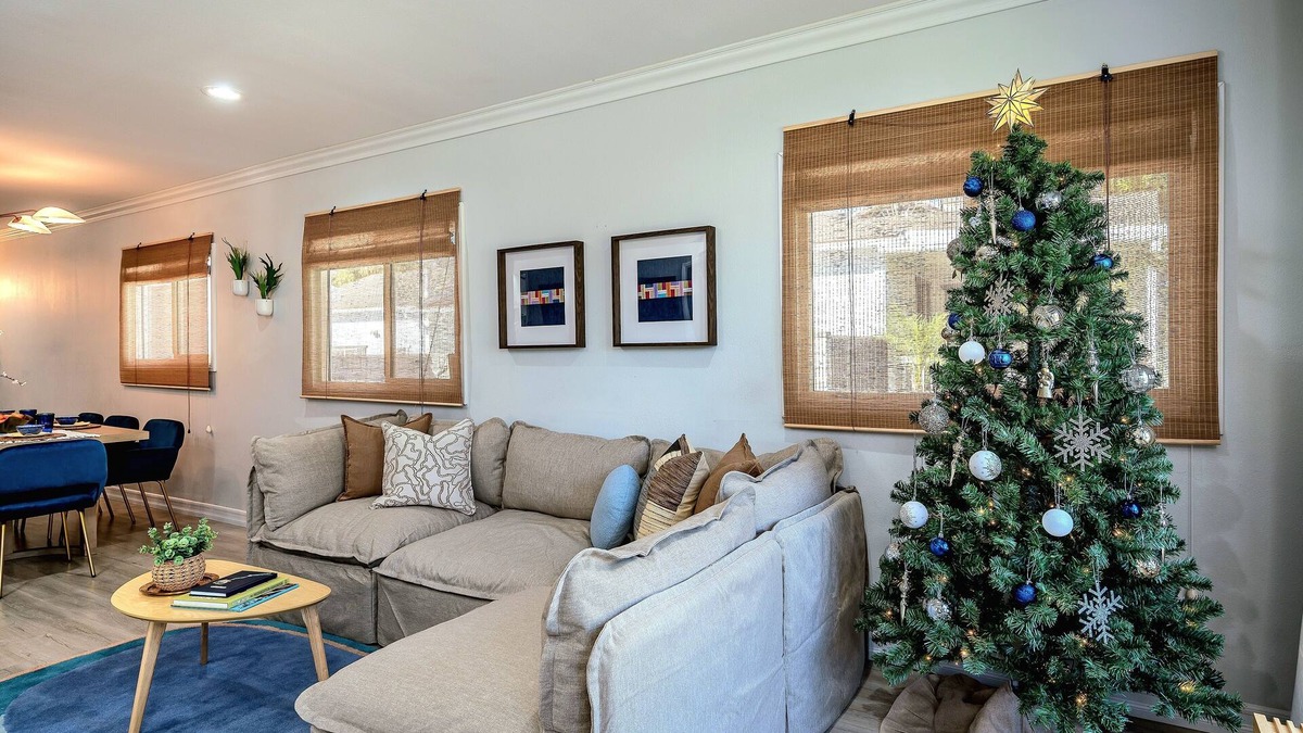 Glendora House | Entire home Luxury K-Stay 4BR En Suite Gameroom Near LA Disney Universal