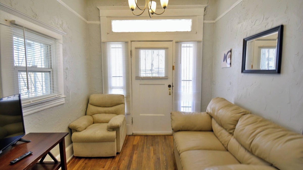 El Paso House | Entire Home Near UTEP