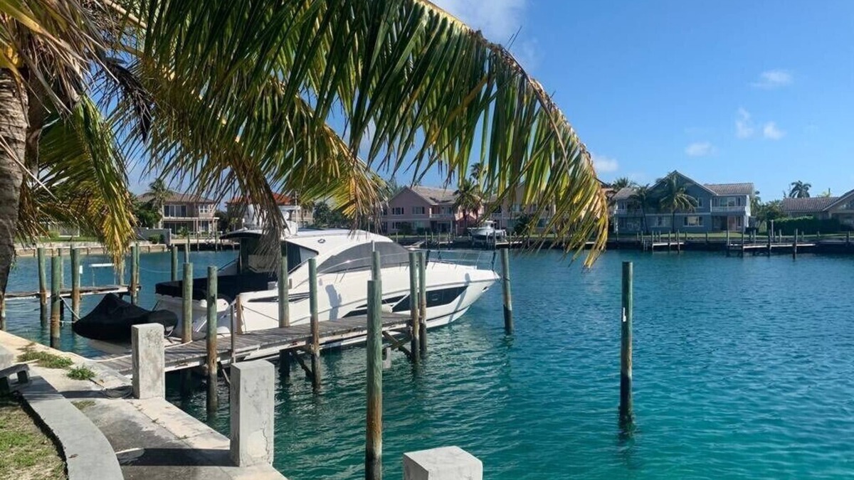Bahamas Terrace Condo | Entire Home - Relaxing Ocean View Condo