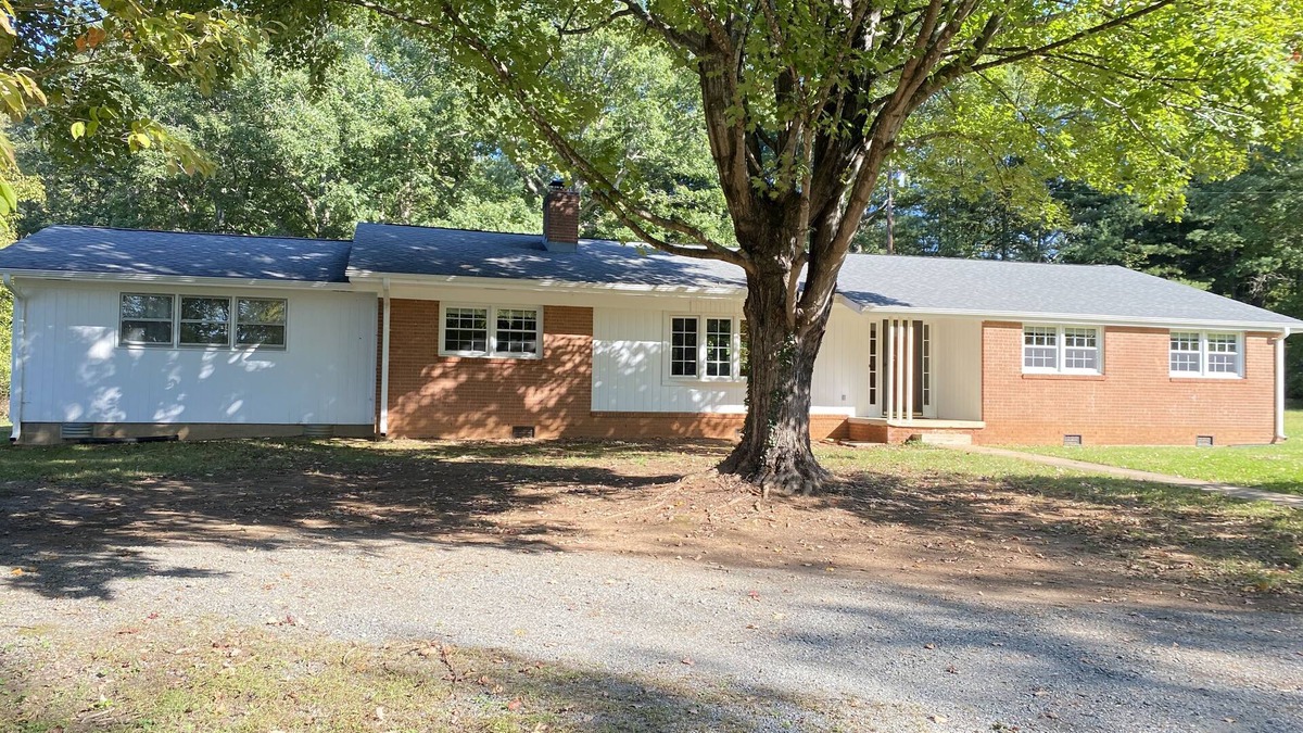 Barboursville House | Entire House: 2,200 sq.ft. with Farm Views!