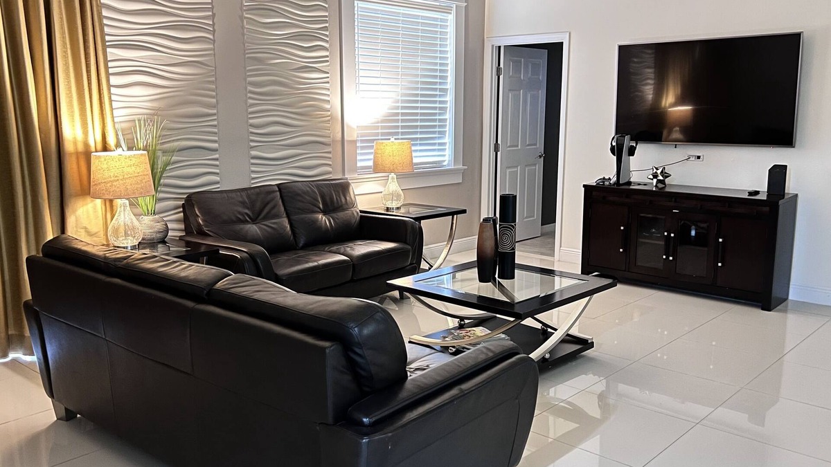 Ocala House | Entire House 8Minutes from Silver Springs State Park in Ocala, Florida