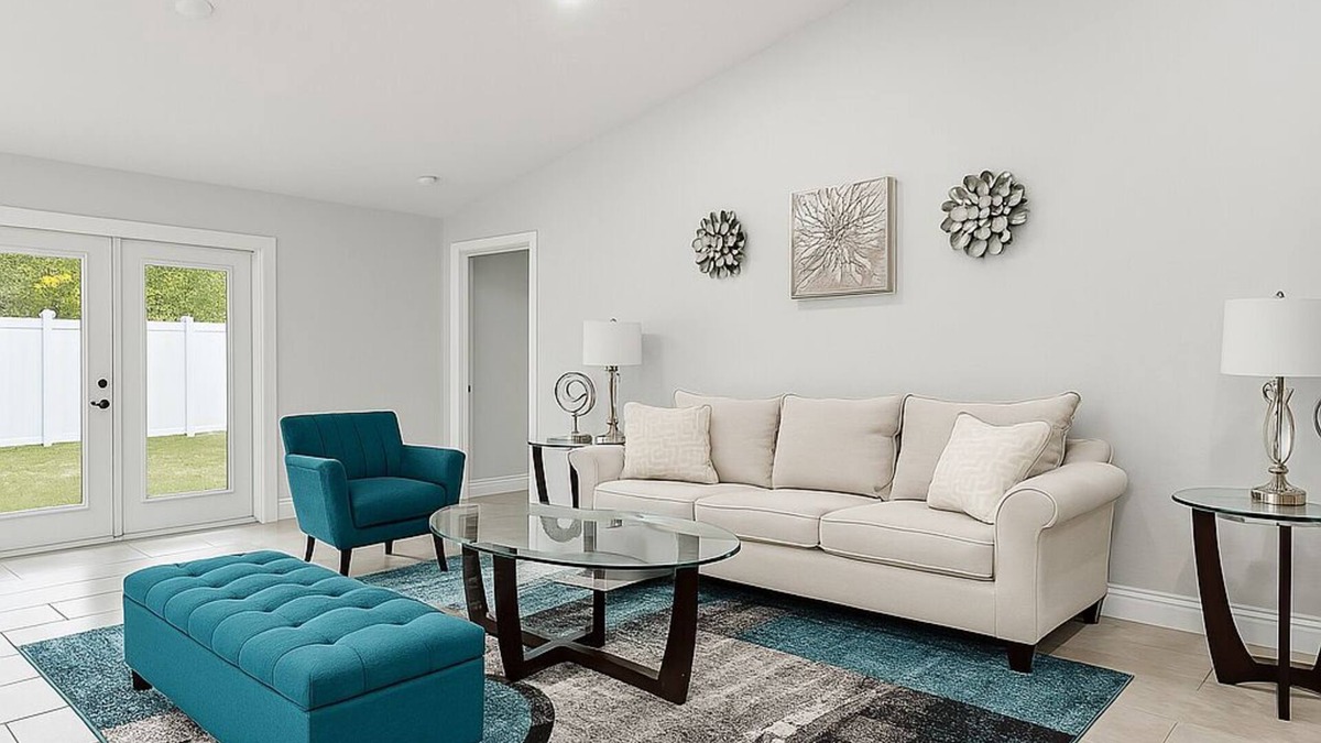 Seffner Community Alliance House | Entire House close to everything.