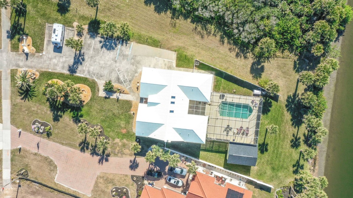 Painters Hill Resort | Entire house Flagler Beach 24P Pool Family River