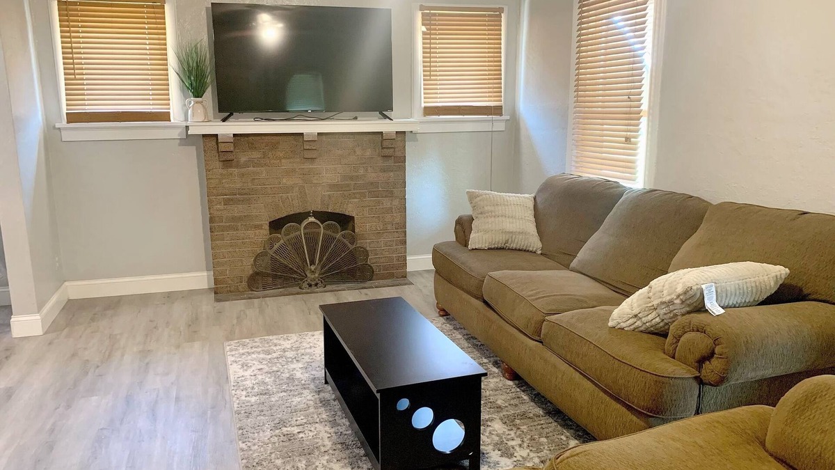 University City House | Entire house for your trip