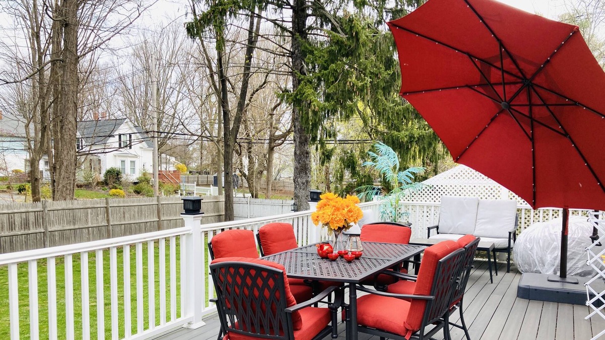 Framingham House | ENTIRE HOUSE|HOME THEATER|4-5 BEDROOMS|@FRAMINGHAM CENTRAL