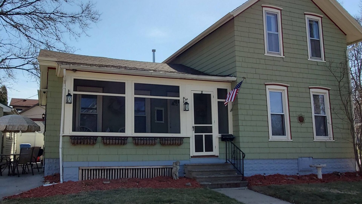 Winona House | Entire house rental