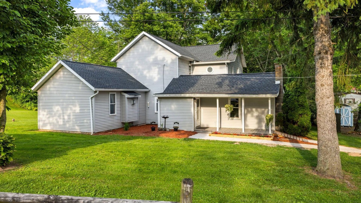 Mifflinburg House | Entire House within Campground