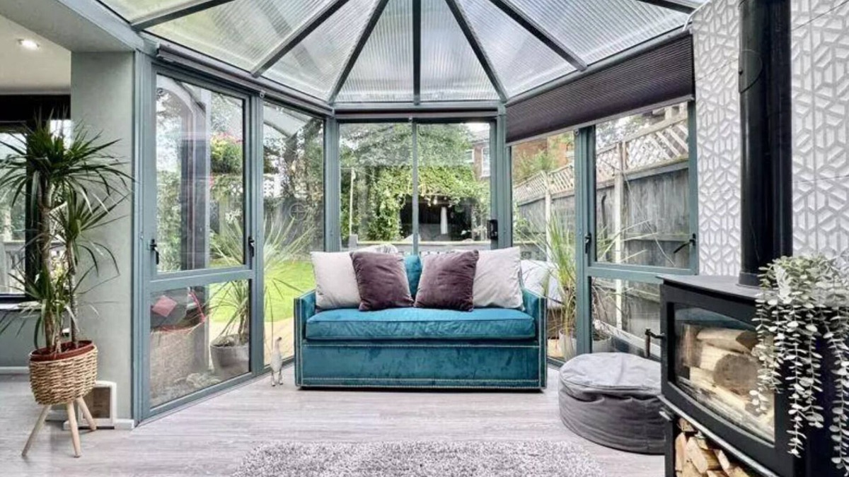 Stonnall House | Entire luxury 3 bedroom house available for short and long stays