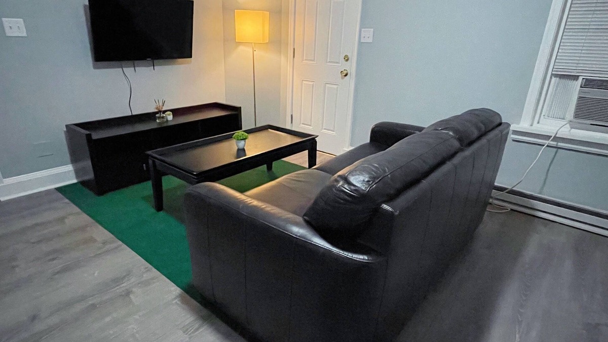Wilmington Apartment | Entire place with private parking