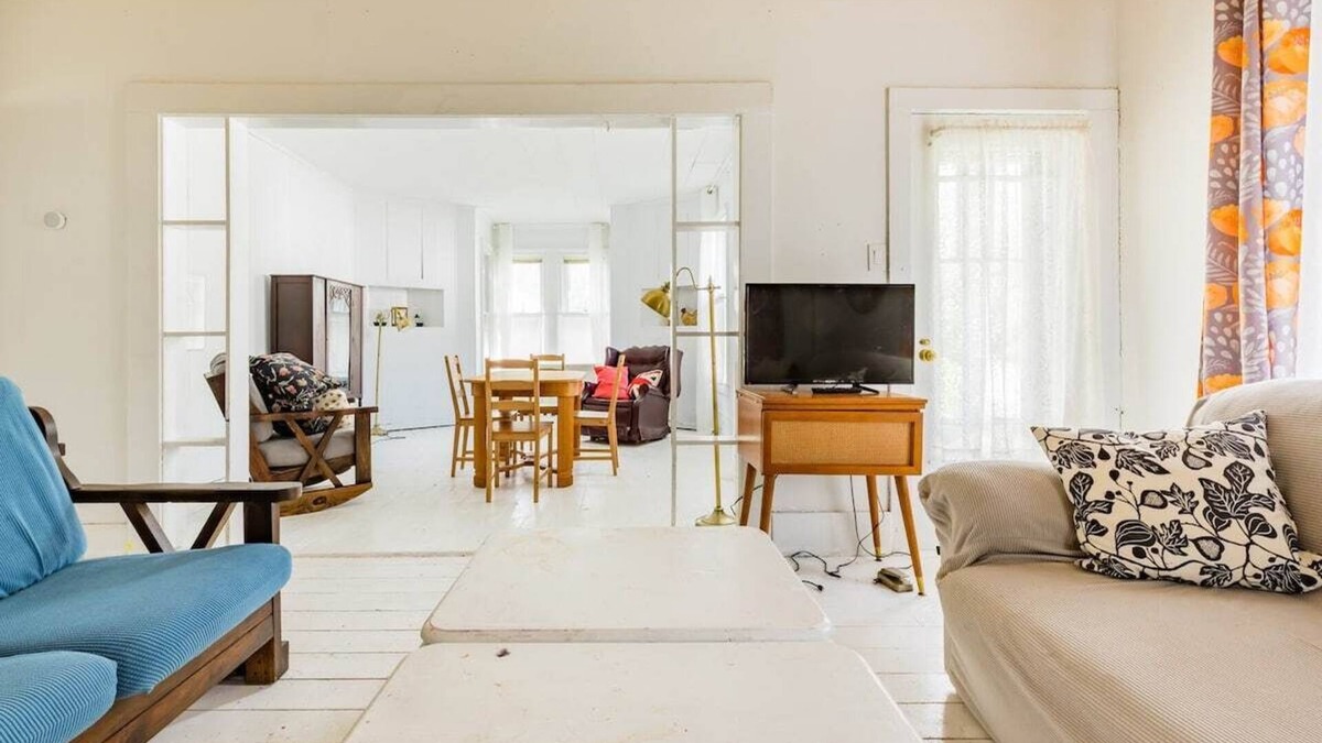 West Kill House | Entire Renovated Country House, Sleeps 7, Pets, Creek Across the Street