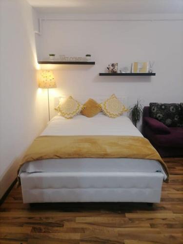 Popesti-Leordeni Apartment | Entire rental unit in București