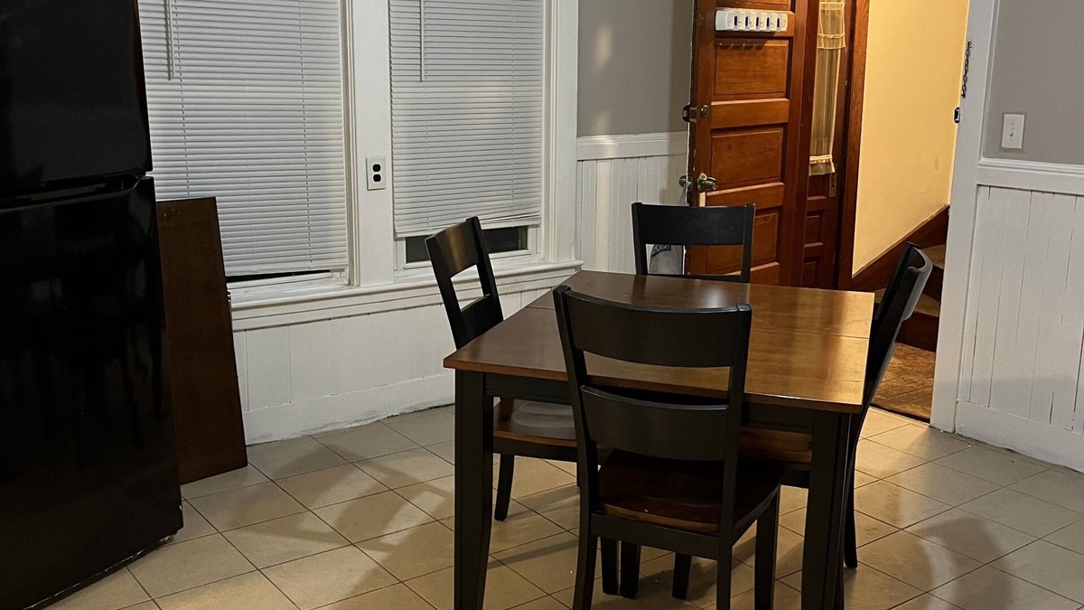 Leominster Apartment | Entire Rental unit 5 bed 1.5 bath