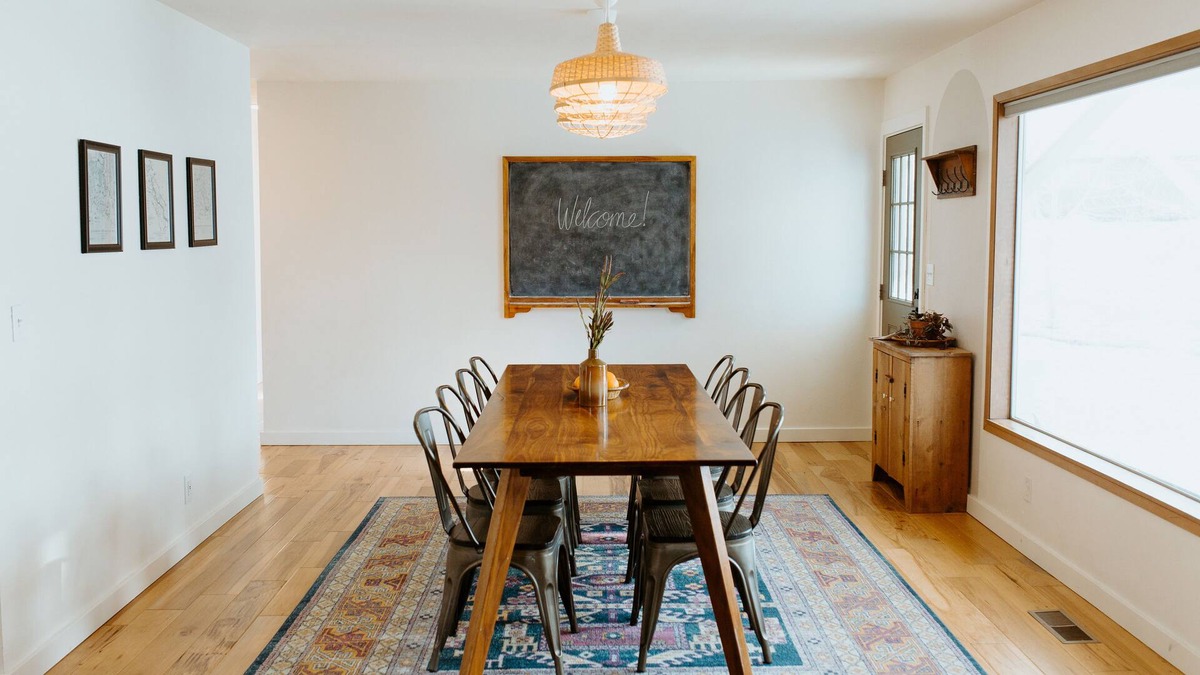 East Wenatchee House | Entire Residential Home in Sunny East Wenatchee!