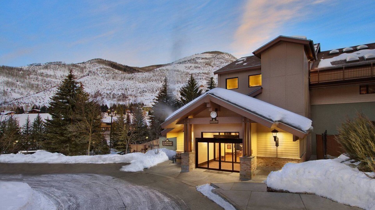 Highland Meadows Condo | Entire Ski Condo in Vail - Marriott Streamside Birch 1BD/1BA, Sleeps 6