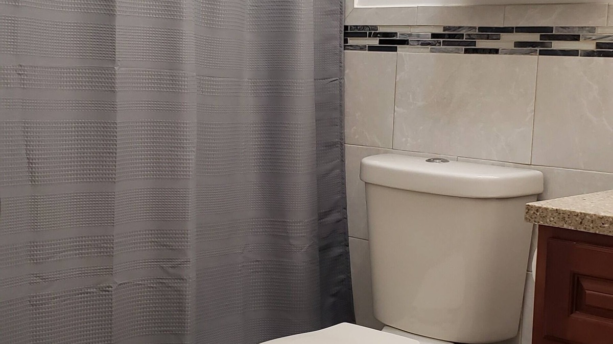 West Side House | Entire spacious Luxury Condo - 10mins walk to JSQ Path