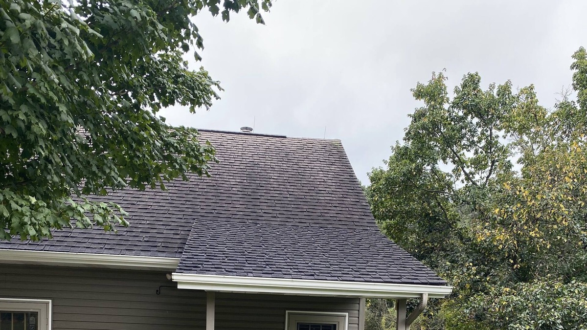 Koontz Lake Apartment | Entire Studio Apartment. Country Setting Near Koontz Lake