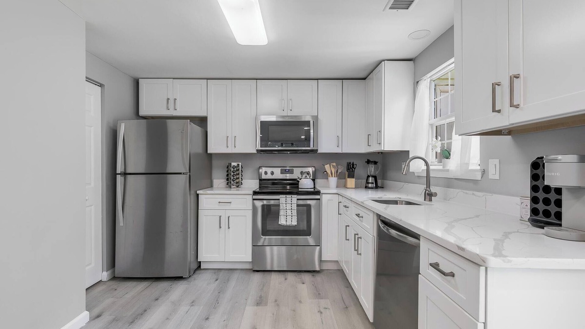 Kettering House | Entire townhome in Largo, MD, close to Washington DC!