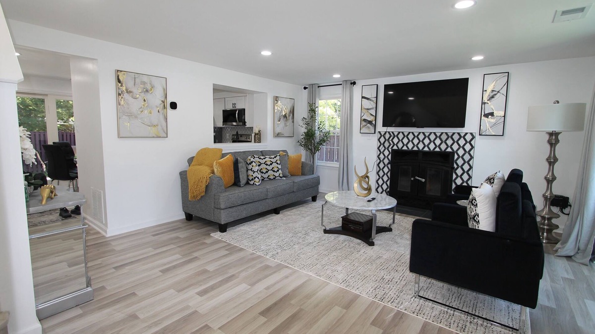 Springfield House | Entire Townhouse Springfield VA