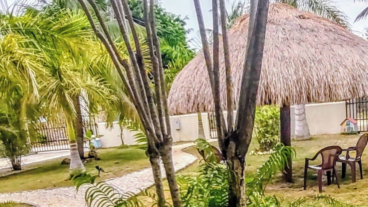 Corozal House | Entire Vacation Home, Sleep 8, Pool, Kitchens GET 35% WHEN USING US CREDIT CARD
