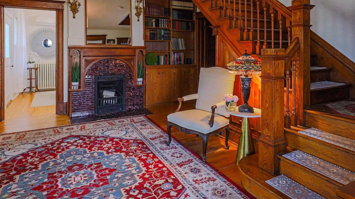 Lake City House | Entire Victorian House, Large Yard, Fire Pit, Walk to Lake, Patio, Yard Games