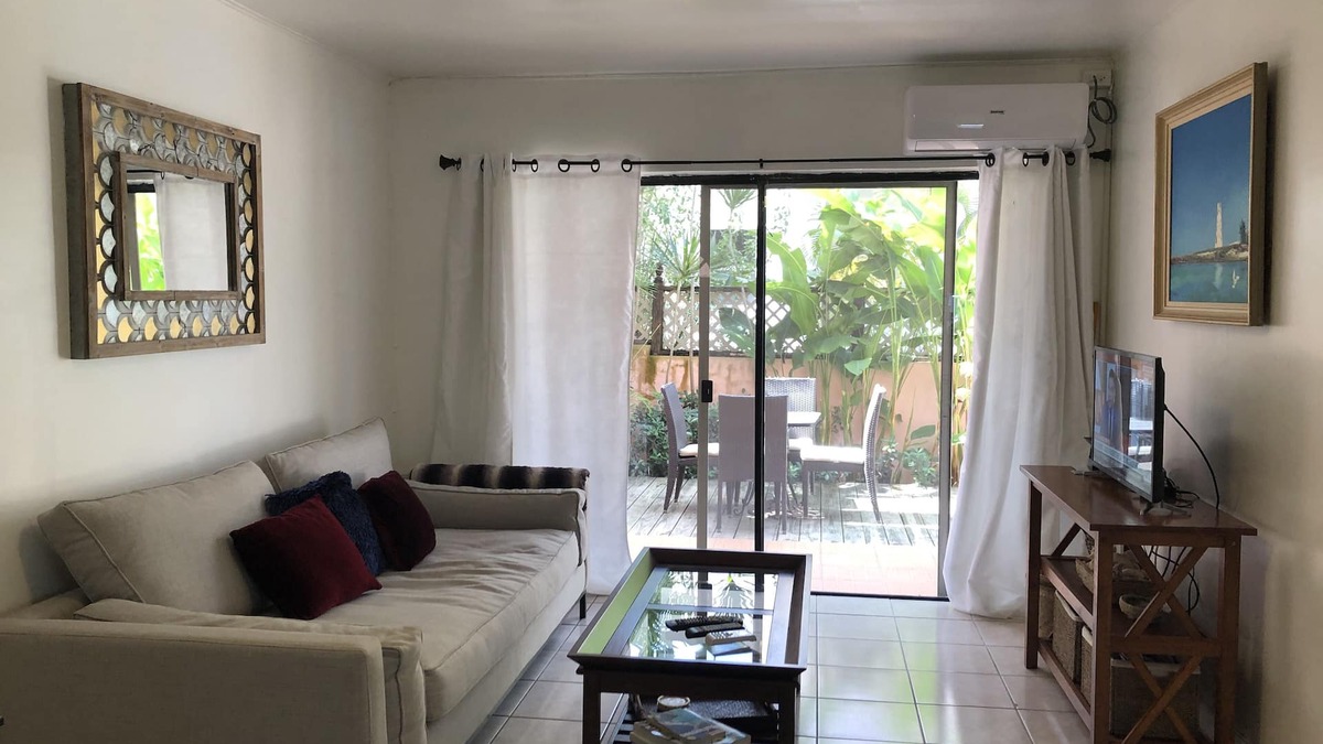 Paradise Island Apartment | Entire Villa, Affordable, Near Atlantis & the Best Beach & All!