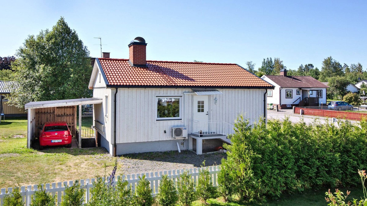 Laxa Villa | Entire Villa HomelyComfort, Laxå