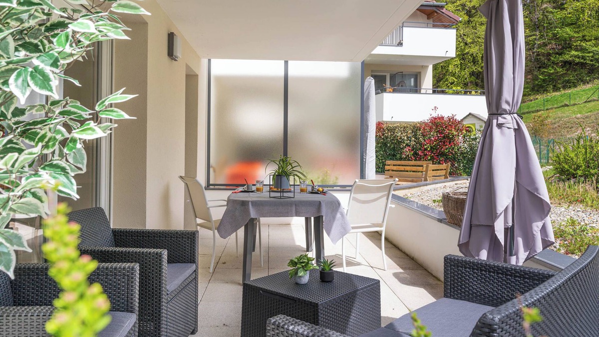 Cruseilles Apartment | Entre 3 Lacs - Centre Ville Calme, Grande Terrasse, Wifi Gratuit, Tout Équipé