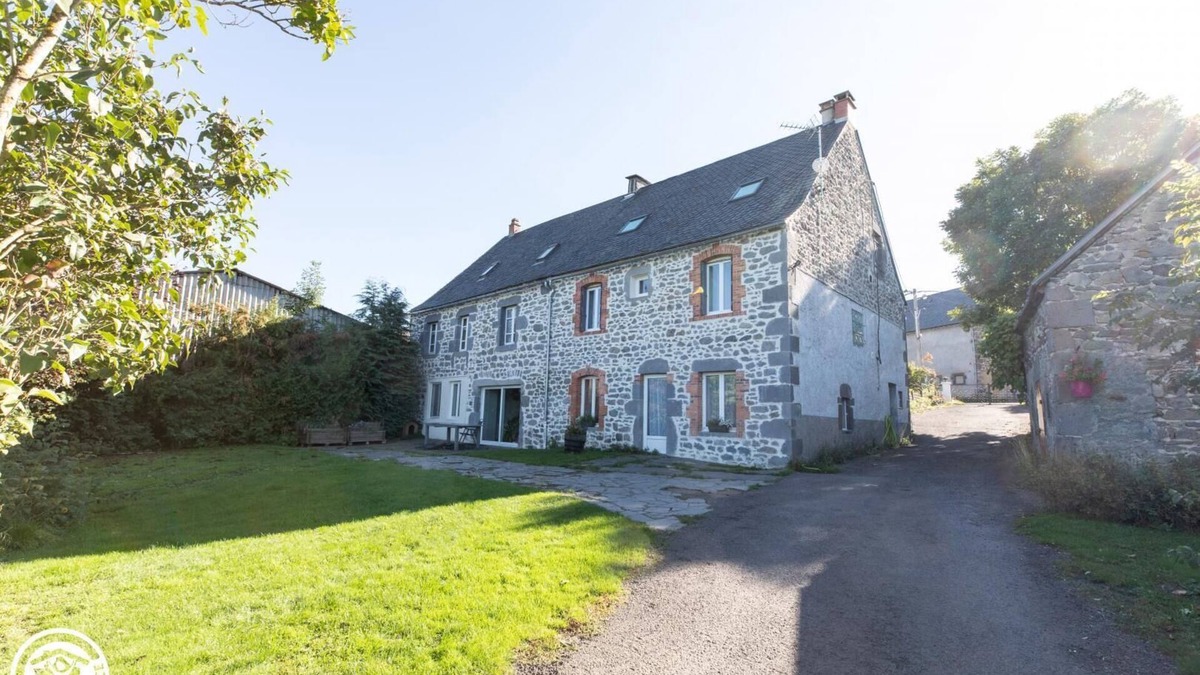 Perpezat House | Entre Dômes et Sancy - Le Moderne