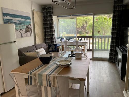Le Grau-Du-Roi Apartment | Entre mer et pinède