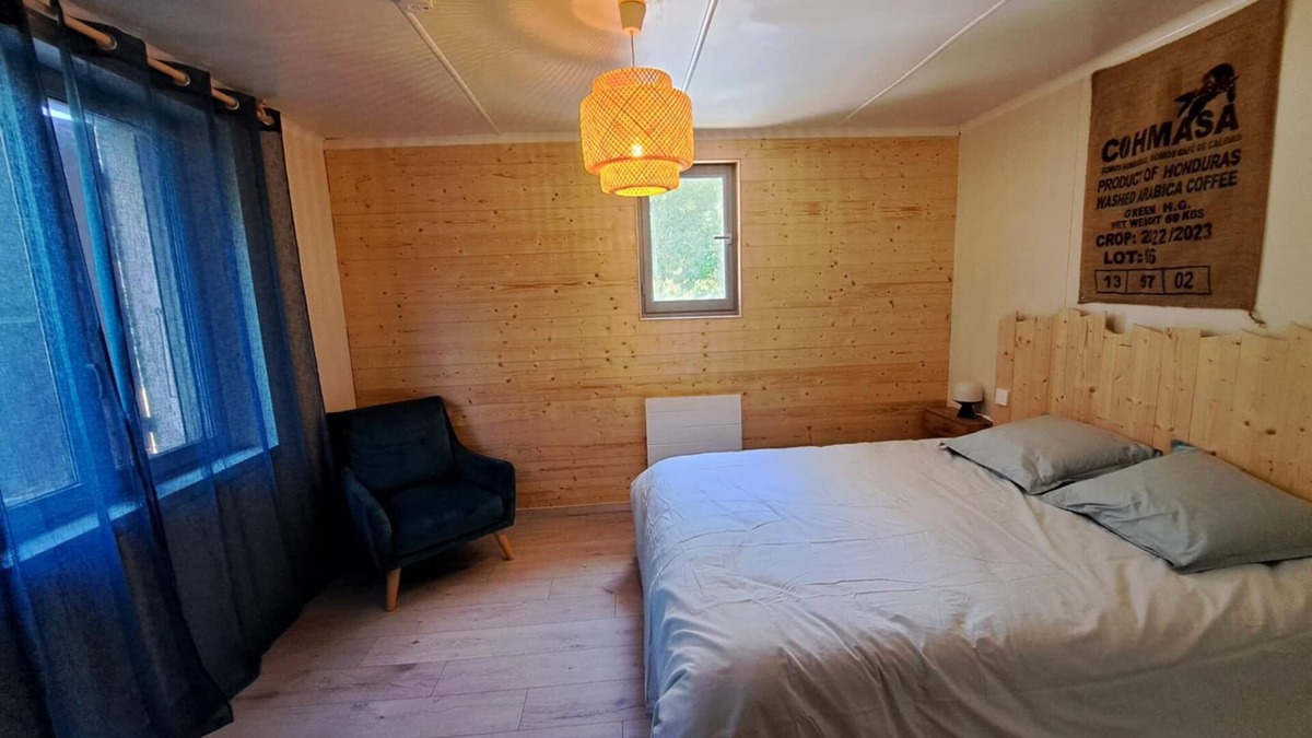 Pontaix House | Envie de nature-Family home on garden level.